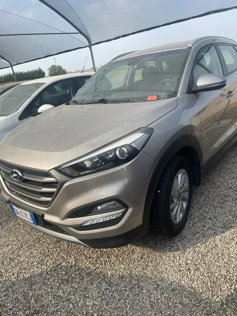 Hyundai Tucson (KATO НОВА) Image 1