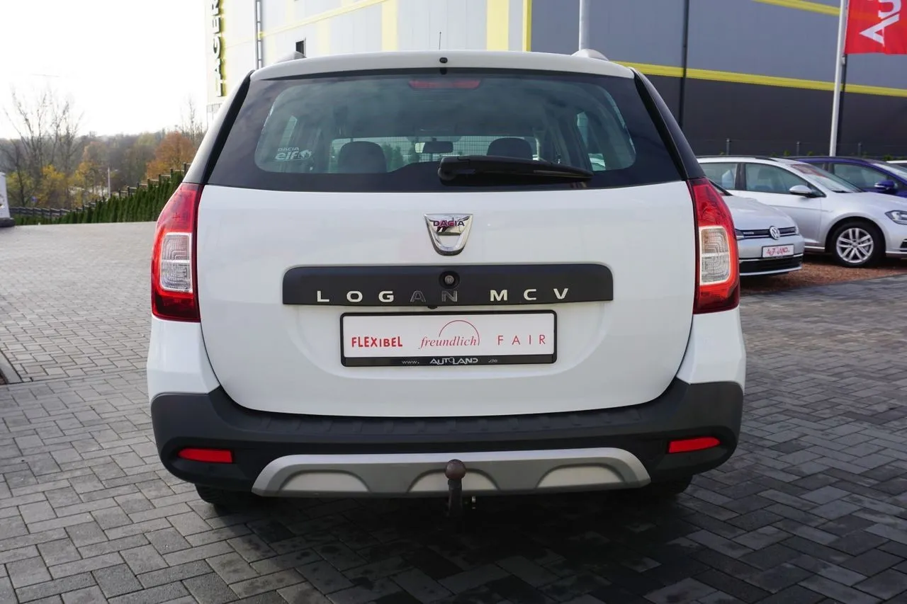 Dacia Logan TCe 90 MCV Stepway Navi...  Image 3