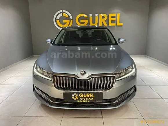 Skoda SuperB 1.6 TDI Premium Image 2