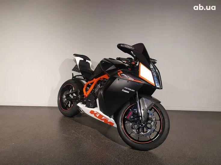 KTM RC8R Image 1